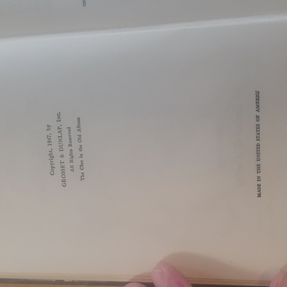 Vintage Nancy Drew Mystery, The Clue in the Old Album, Book 24, copyright 1947 - Picture 5 of 5